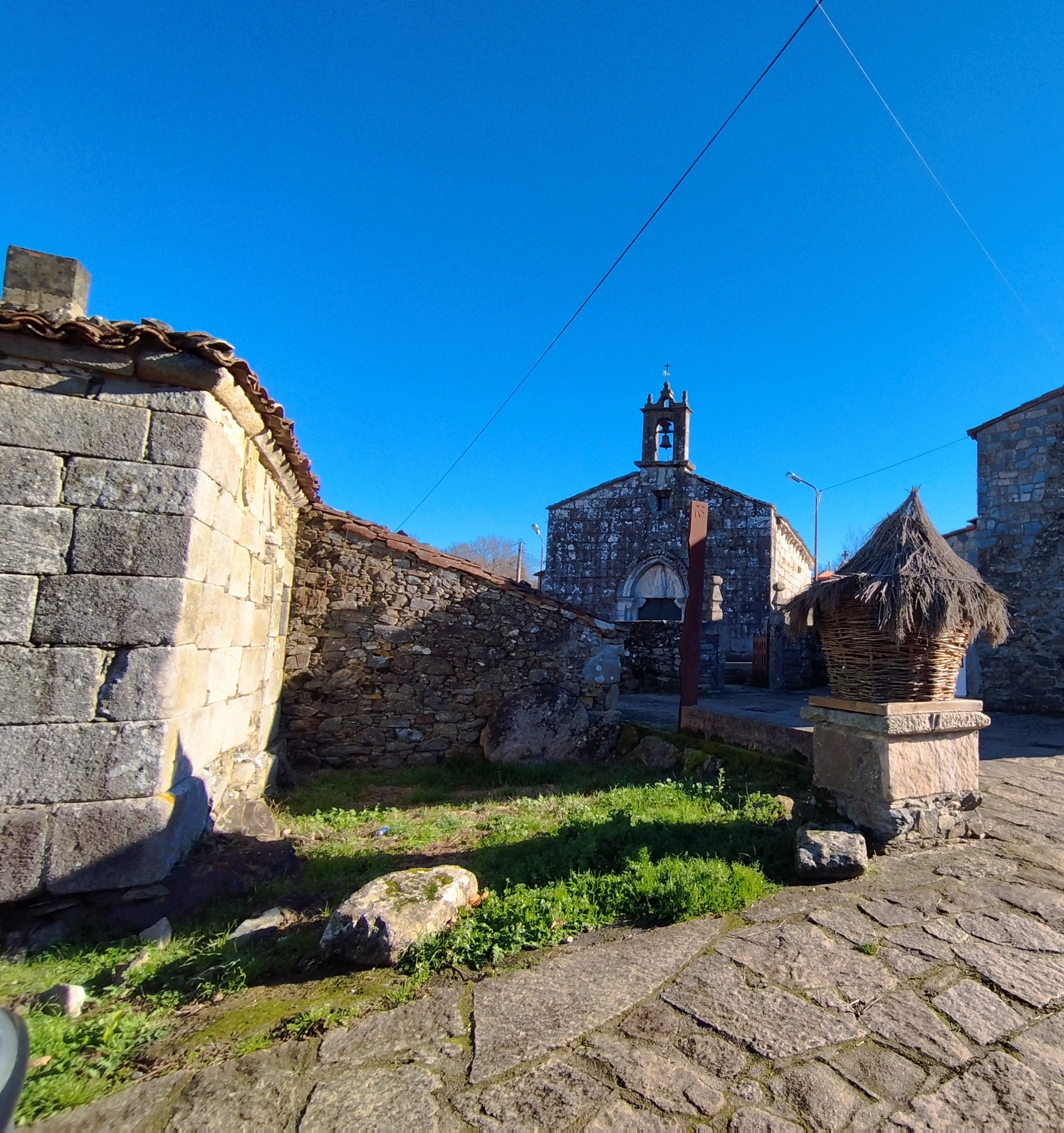 V288 – Se vende Antiguo Hospital de Peregrinos en Leboreiro (Melide)