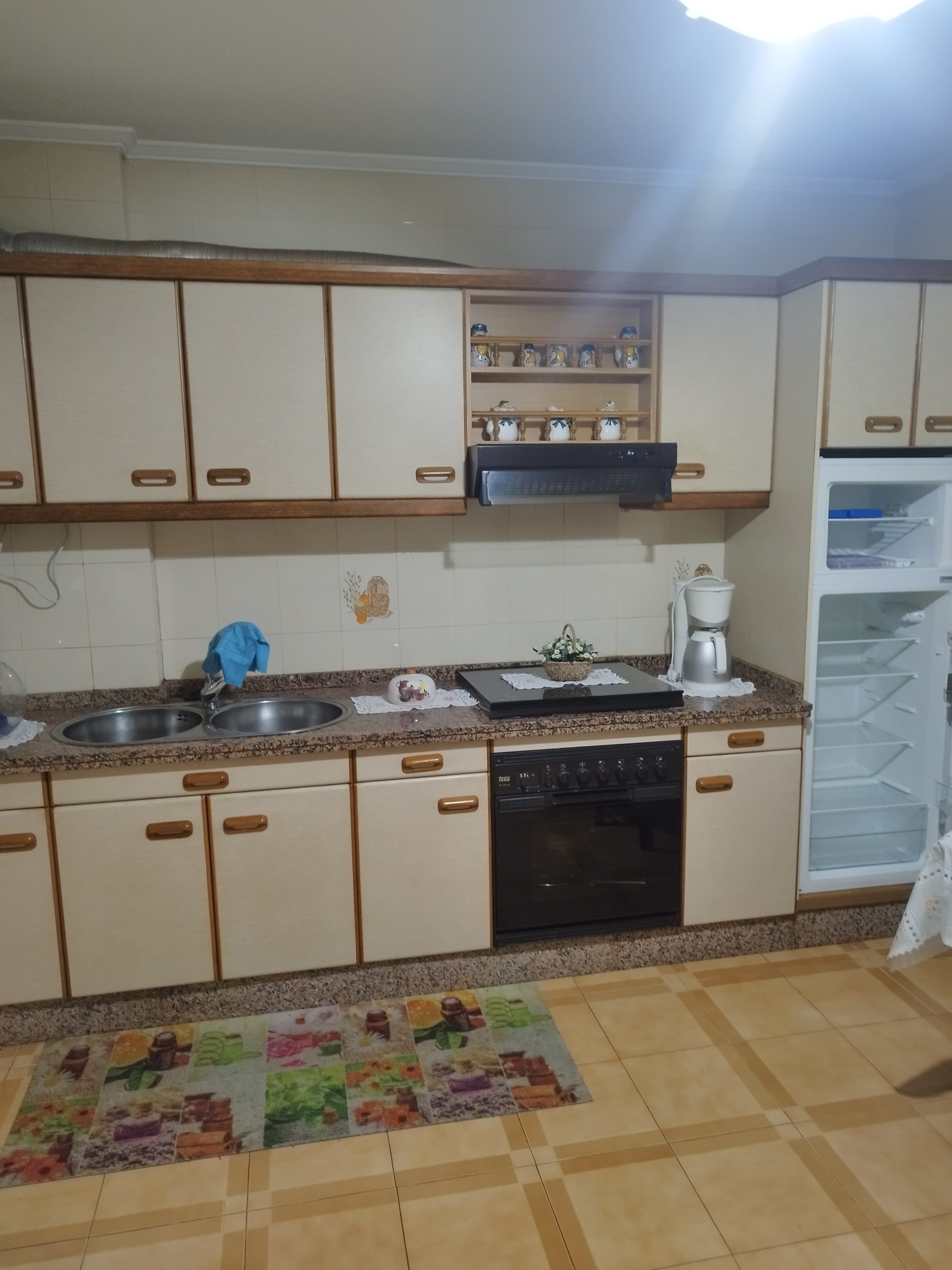 V351 – Se vende Piso en Florentino L. Cuevillas (Melide) V351 – Se vende Piso en Florentino L. Cuevillas (Melide)