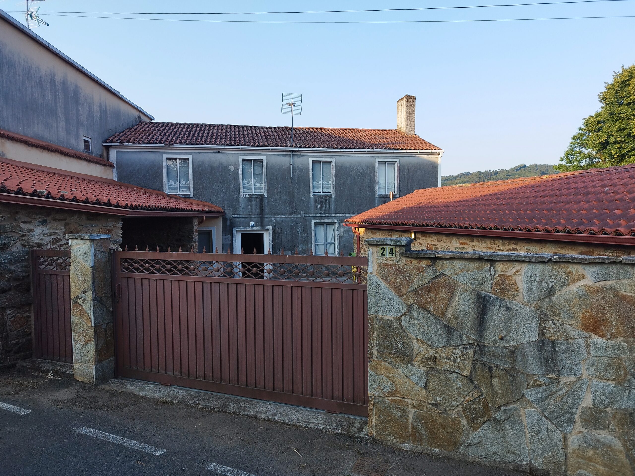 V307 – Se vende Casa en A Bragaña (Toques)