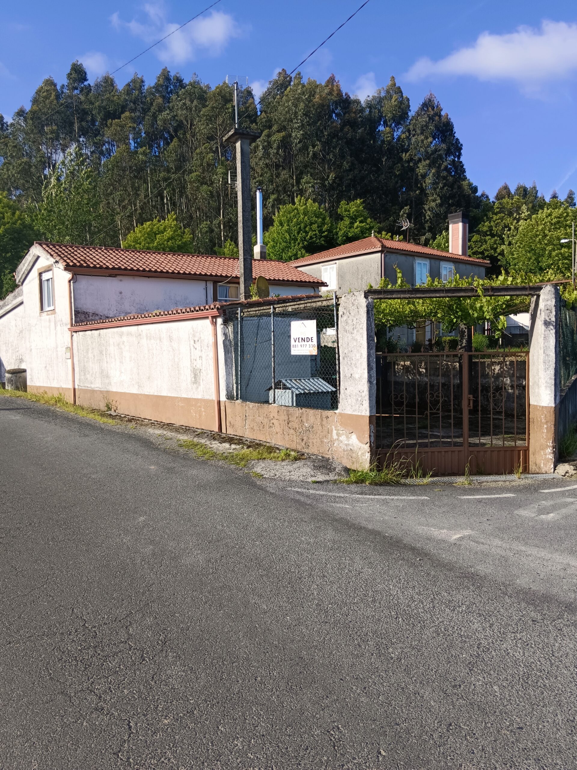 V336 – Se vende Casa en San Román (Santiso) V336 – Se vende Casa en San Román (Santiso)
