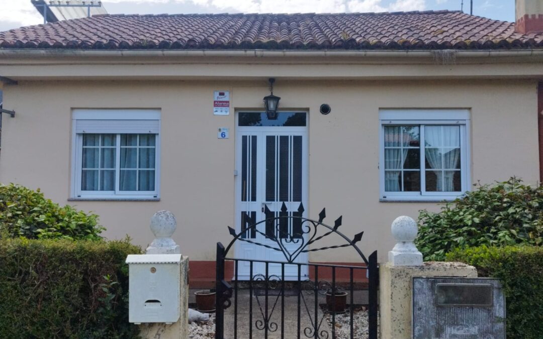 V337 – Se vende Casa en San Martiño de Oleiros (Toques)